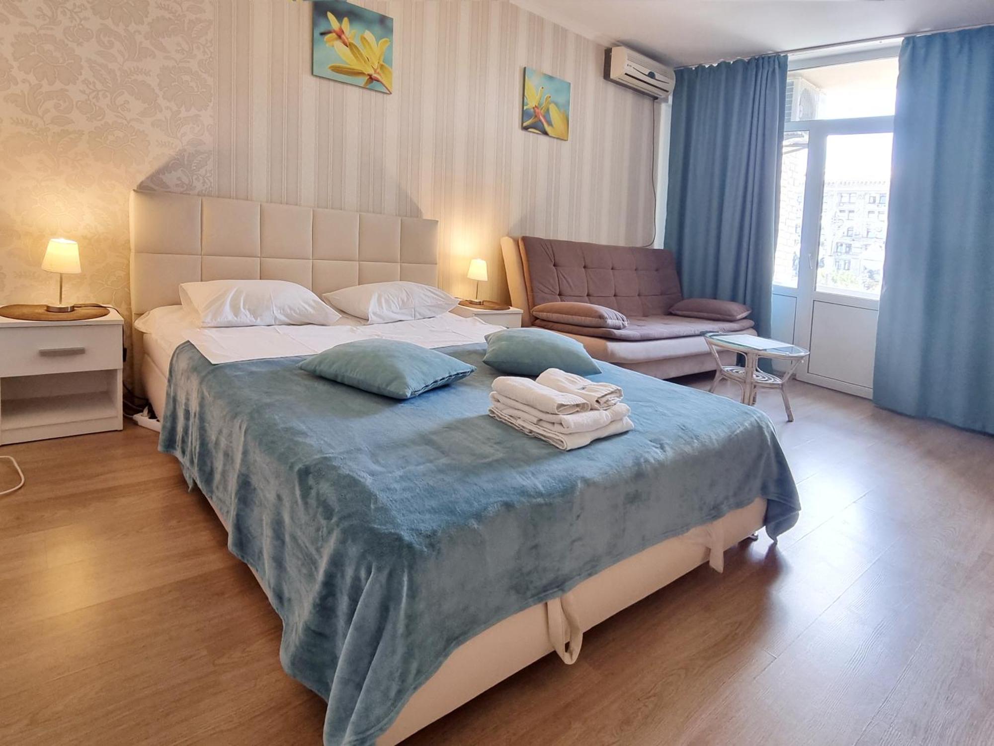 Home-Hotel Apartments On Maidan Nezalezhnosti Square Kiev Bagian luar foto