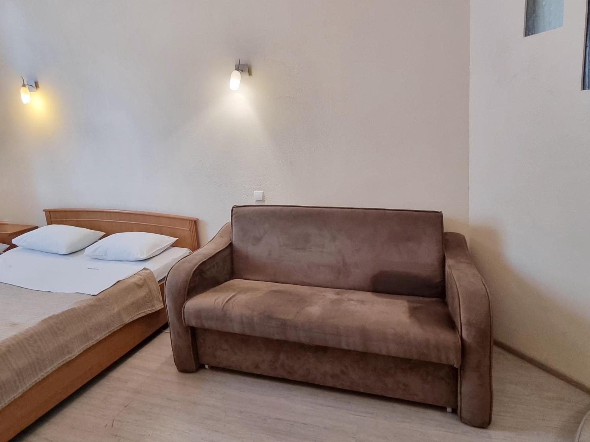 Home-Hotel Apartments On Maidan Nezalezhnosti Square Kiev Bagian luar foto