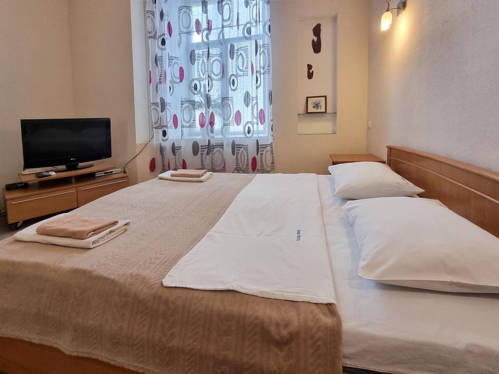 Home-Hotel Apartments On Maidan Nezalezhnosti Square Kiev Bagian luar foto