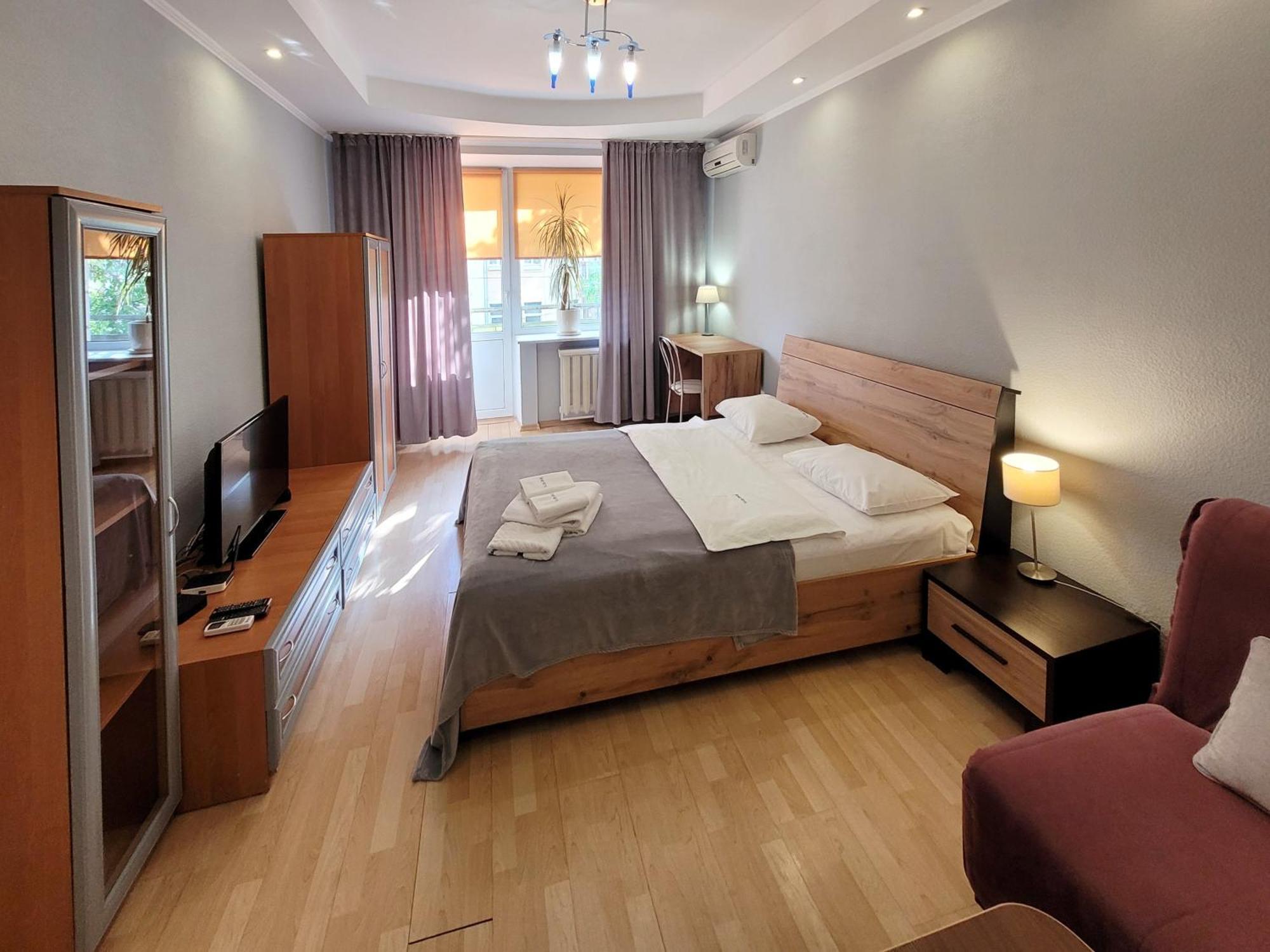 Home-Hotel Apartments On Maidan Nezalezhnosti Square Kiev Bagian luar foto