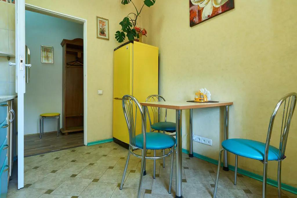 Home-Hotel Apartments On Maidan Nezalezhnosti Square Kiev Bagian luar foto